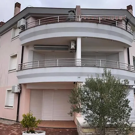 Gemutliche Mit Meerblick Appartement Medulin